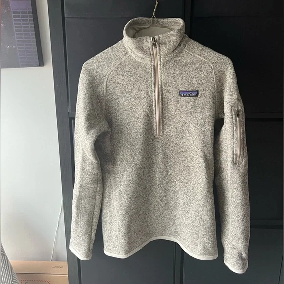 🥰 SOLD 🥰 Patagonia Oatmeal 1/4-Zip Better Sweater - Picture 1 of 4